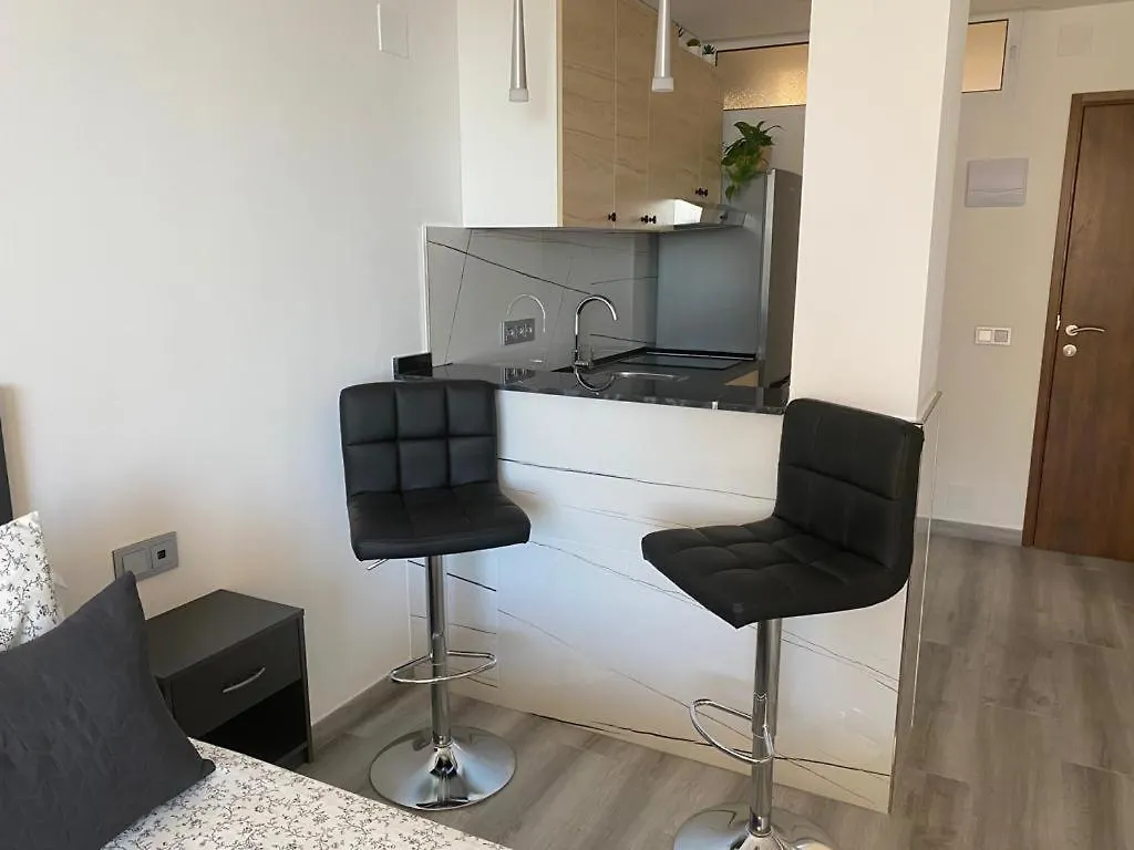 Suite Estudio Benalmadena 0*,